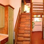 Terre Gialle 3*