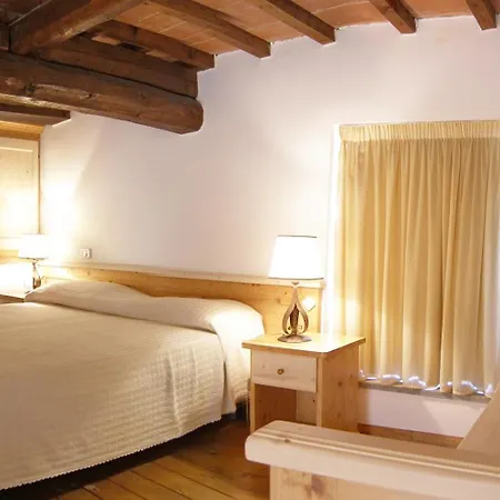 Aparthotel Terre Gialle Castel del Piano (Tuscany)