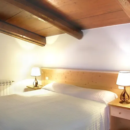 Aparthotel Terre Gialle 3*