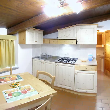 Aparthotel Terre Gialle 3*